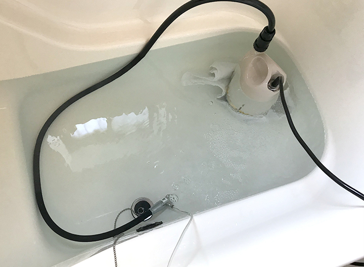 浴室（風呂釜）の追い焚き配管除菌クリーニング|おそうじ本舗荻窪駅前