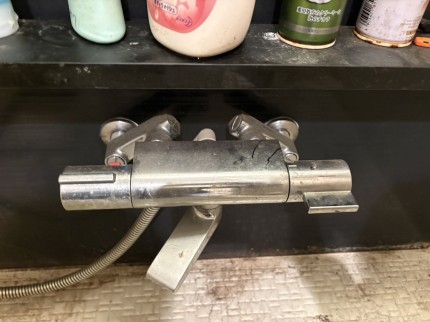 24f885dc0b9ace282cd7b1535147e853